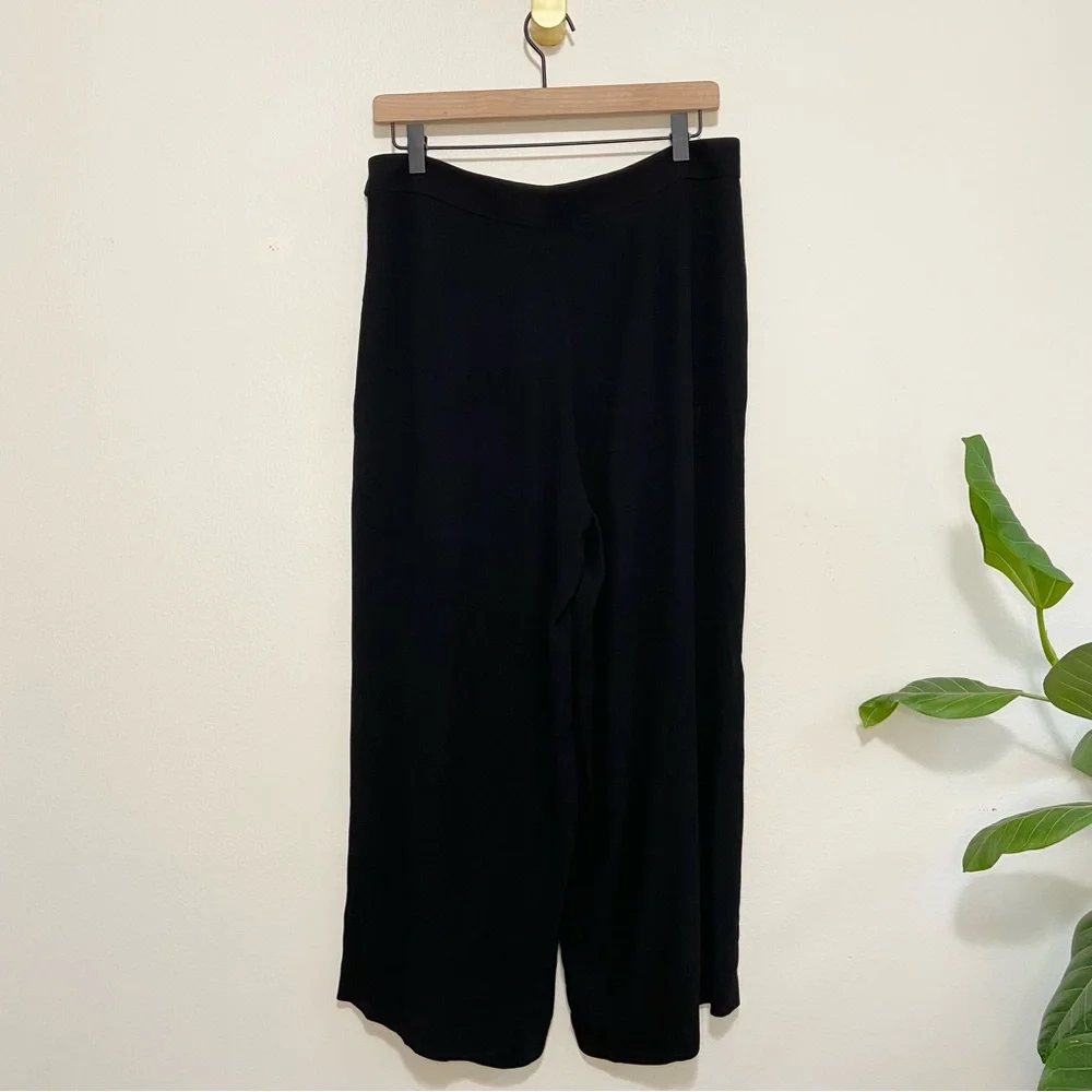 Vince Wide Leg High Rise Relaxed Fit Lightweight Black Pants